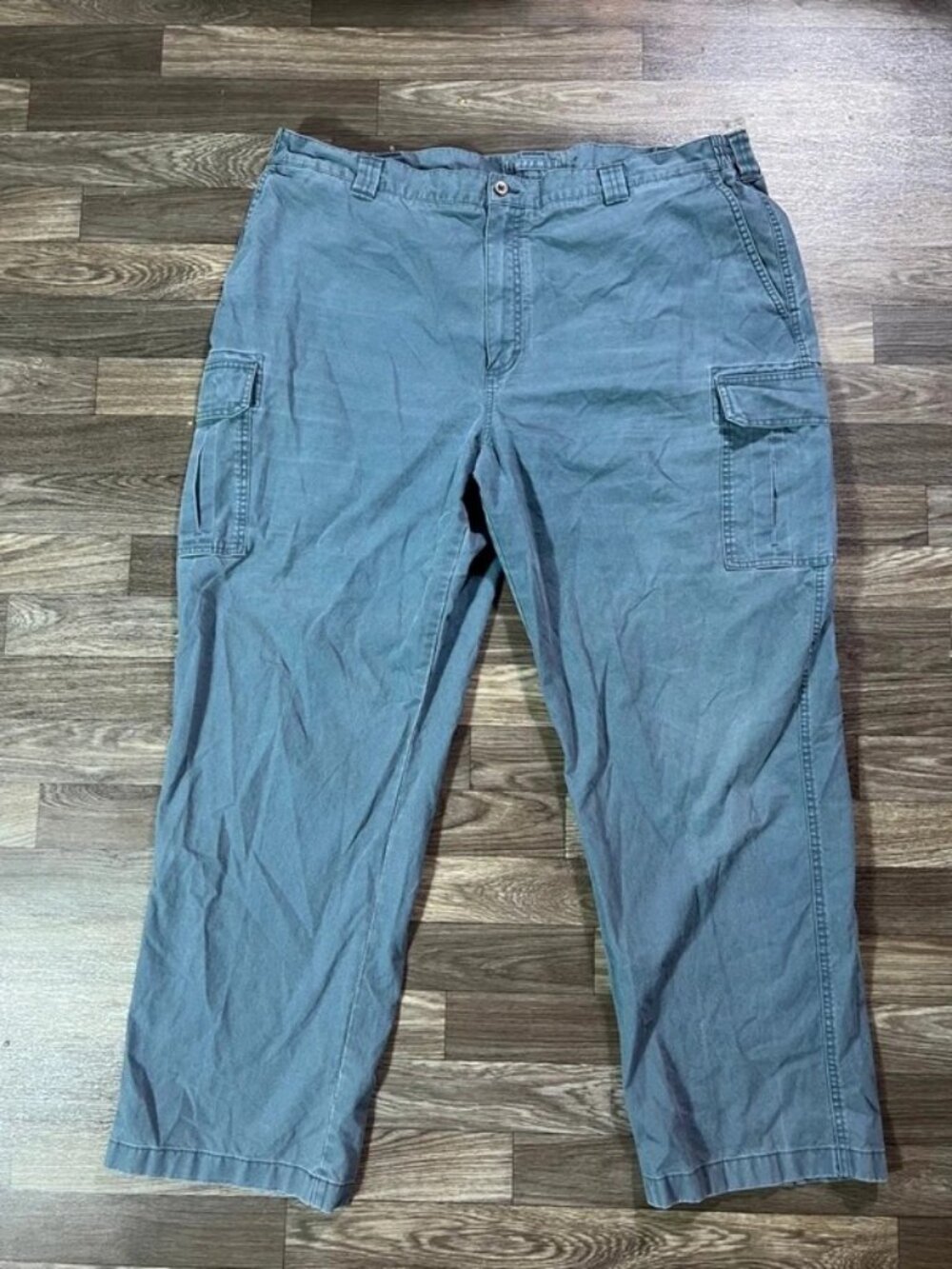 L.L.Bean Men’s 46x32 Comfort Waist Blue Cargo Pants